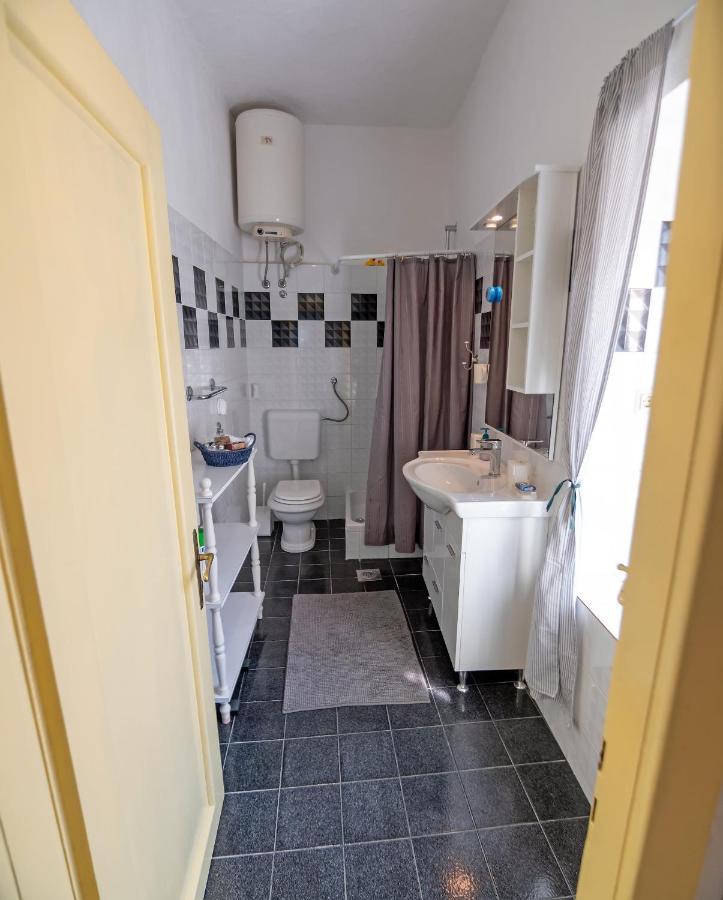 Apartment Julietta Rab Town Luaran gambar
