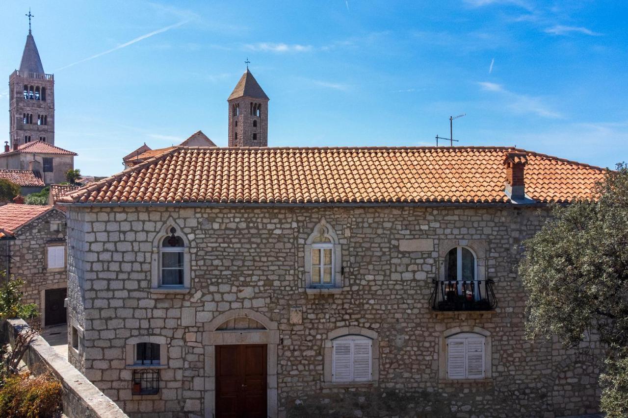 Apartment Julietta Rab Town Luaran gambar